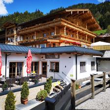 AschauerHof mit Terrasse2