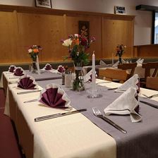 gedeckter Tisch im Aschauer Hof