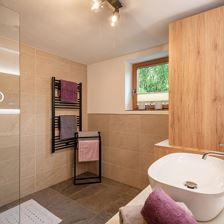 Chalet_Der_Erzstadl_Krinbergweg_2_Kirchberg_Badezi