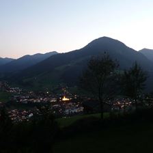 blick-von-terrasse-abendstunden