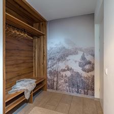 Eingangsbereich mit großzügiger Garderobe
