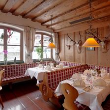 Hotel-Kirchenwirt-Kirchberg-Neugasse-14-Stube4