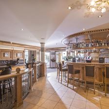 Hotel_Zentral_Kirchberg_02_2019_Bar_neu (Copy)
