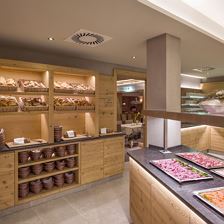 Hotel_Zentral_Kirchberg_Fruehstuecksbuffet_12 (Cop