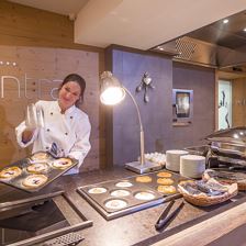 Hotel_Zentral_Kirchberg_Fruehstuecksbuffet_5 (Copy