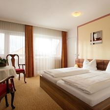 Doppelzimmer mit Balkon