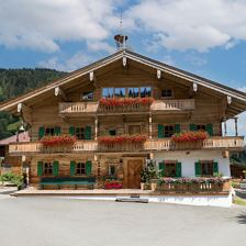 Peternhof_Klausen_9_Kirchberg_07_2022_Haus_aussen