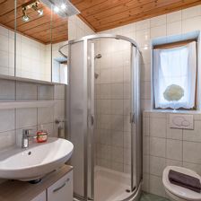 Peternhof_Zuhaus_Klausen_7_Kirchberg_Badezimmer