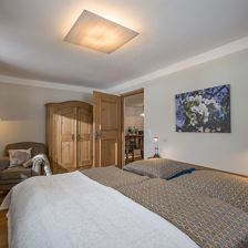 Appartement_Bergblick_Ahornstrasse_Schlafzimmer