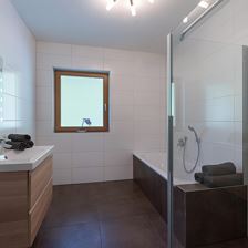 Haus_froidl_Wenger_Strasse_65_Kirchdorf_Badezimmer