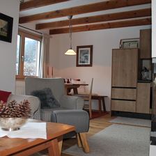 Wohnbereich zur Küche mit Essbereich 1