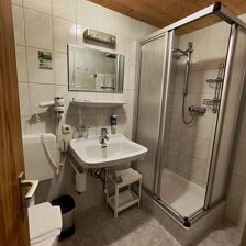 Badezimmer Mitterjager Zimmer 10