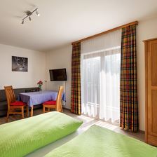 Pension_Foidl_Bahnhofstrasse_5_Oberndorf_06_2025_Z