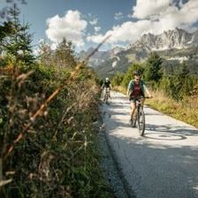 thumb01-Radfahren-in-Oberndorf-in-Tirol-4