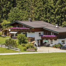 Hausansicht Sommer