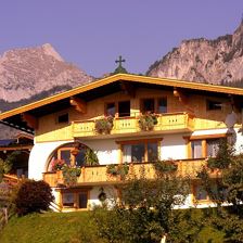 Hausansicht Sommer I