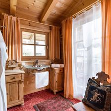 Chalet_1_Schlafzimmer_Doppelzimmer_Dusche_WC