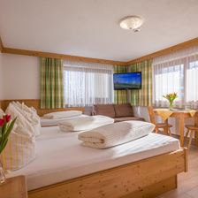 Hotel Theresia Garni - Dreibettzimmer