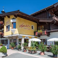 Hausansicht Sommer -