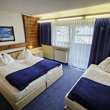 Dreibettzimmer