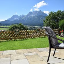 Kalkstein-Terrasse-Kaiser