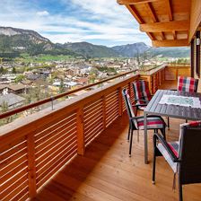 Residenz neu Balkon 1