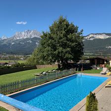 Resizenz-Sonnleitn-St_Johann-Tirol-Pool-Kaiser - 1