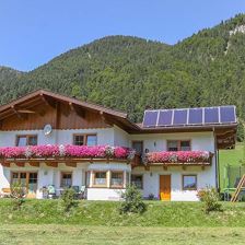 Sommer Hausansicht 1
