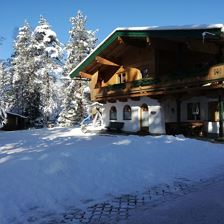 Hausansicht / Winter