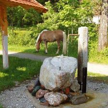 Brunnen mit unserm Rastplatz
