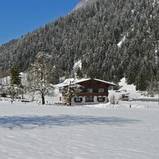 Hausansicht Winter (2)