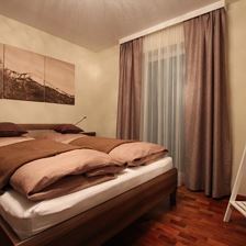 Schlafzimmer Ap Steinplatte