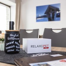 Begrüßungsleckerlis und Hundeentspannungssystem