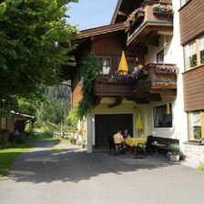 Hausansicht Sommer