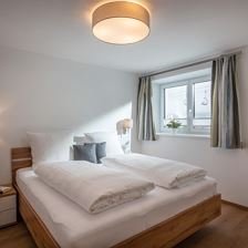 Am_Brummelbach_Pfarrgasse_17_Westendorf_Schlafzimm