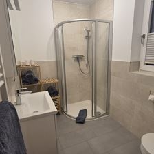Bad, Dusche, WC