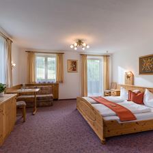 Freihof_Holzham_108_Westendorf_05_2022_Zimmer_Flei