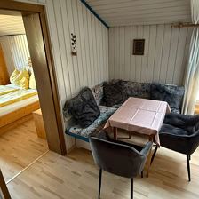 Zimmer 11 Sitzecke