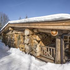 Appartement_Waldruhe_Pinnersdorf_Haus_Winter_neu_3