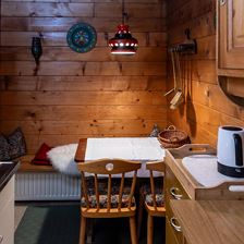 Ferienhütte Puutz_Wörgl_Dissertori_Sitzgruppe