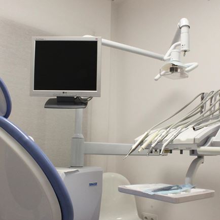 DDr. Sabine Kröpfl | Orthodontics 