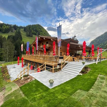 Pulvermacher Almhütte