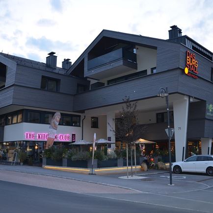 Burgstall Cafe / Vinothek