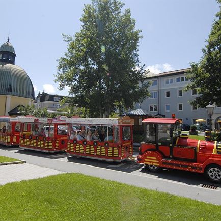 Kaiser Bummelzug excursion train