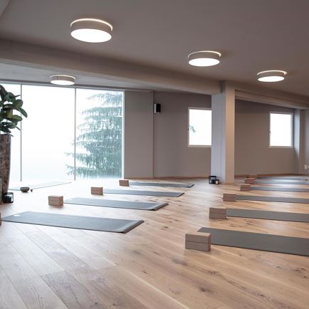 OM&CO Yogastudios