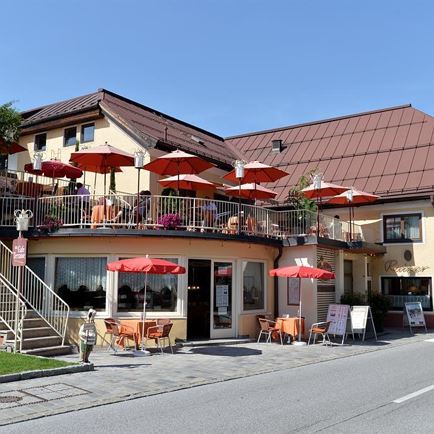 Cafe Rainer
