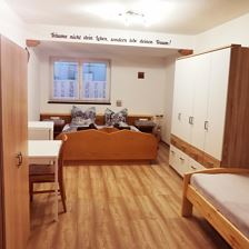 3-Bett-Zimmer
