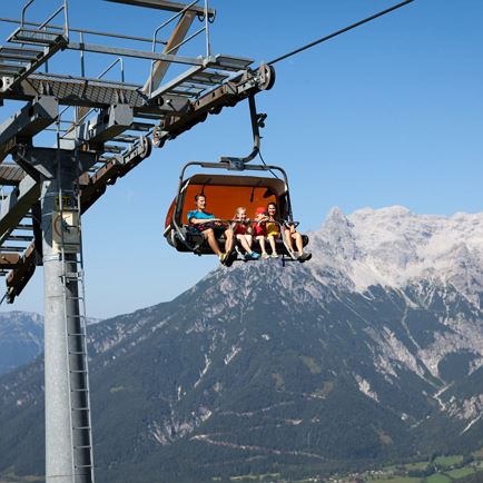 Wandern Buchensteinwand.jpg