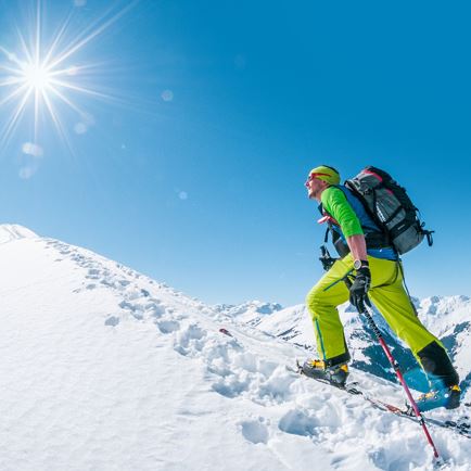 Skitouren Aufstieg_Gerstinger_Joch_Windau_KitzbuehelerAlpen-Stefan Herbke-0234.jpg