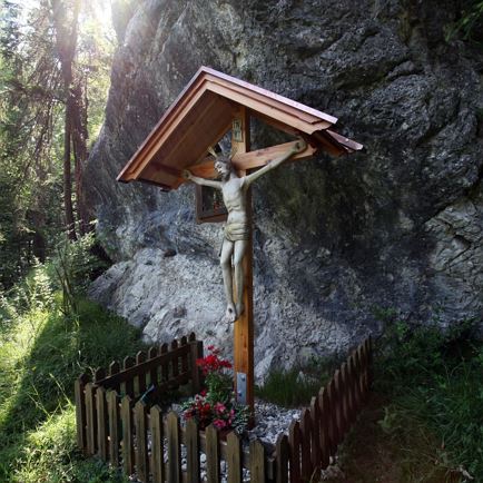 Felsenkapelle_Angerberg_07_2010_klein.jpg